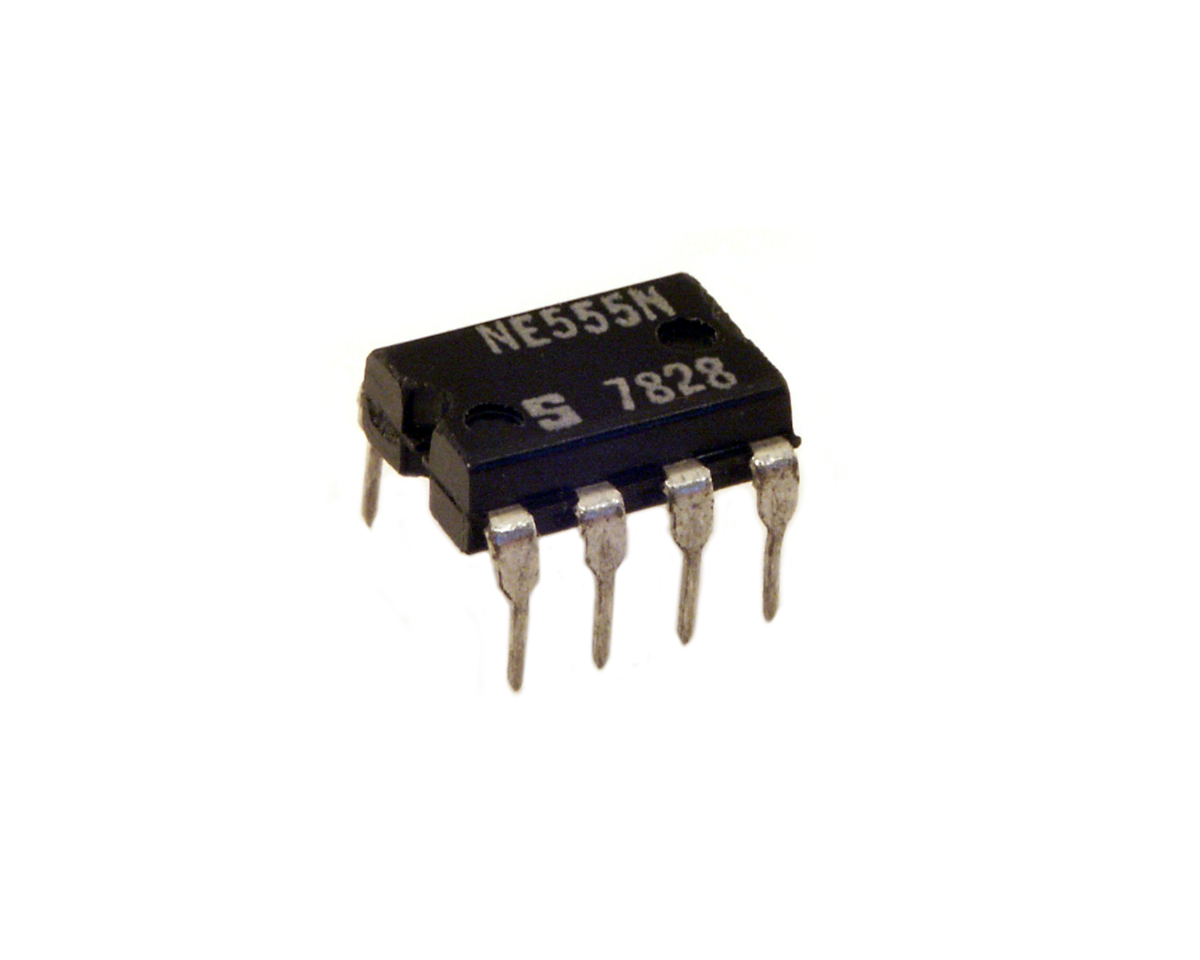首次推出集成定时器器件DE555和3–15 V HEF逻辑技术
